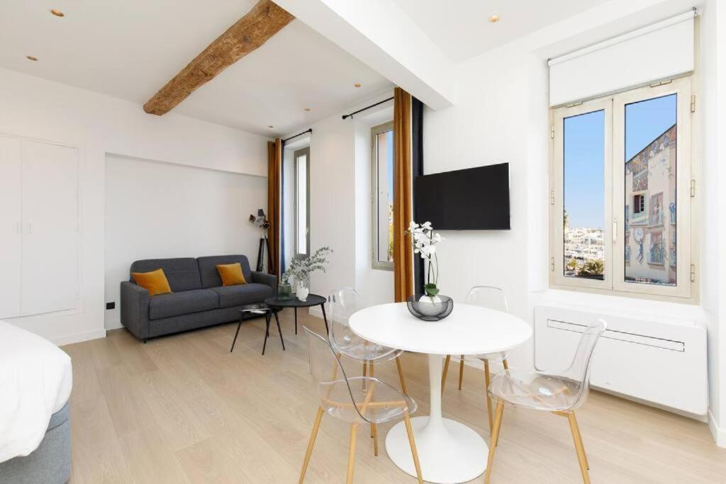 Appartement 33 M2 Comme Une Junior Suite - Vue Port Et Palais Des Festivals Cannes Esterno foto